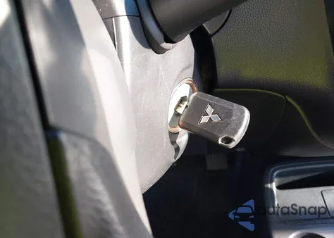 2019 Mitsubishi Mirage Es/Rf z USA, uszkodzony, nr VIN ML32F3FJ3KHF12810